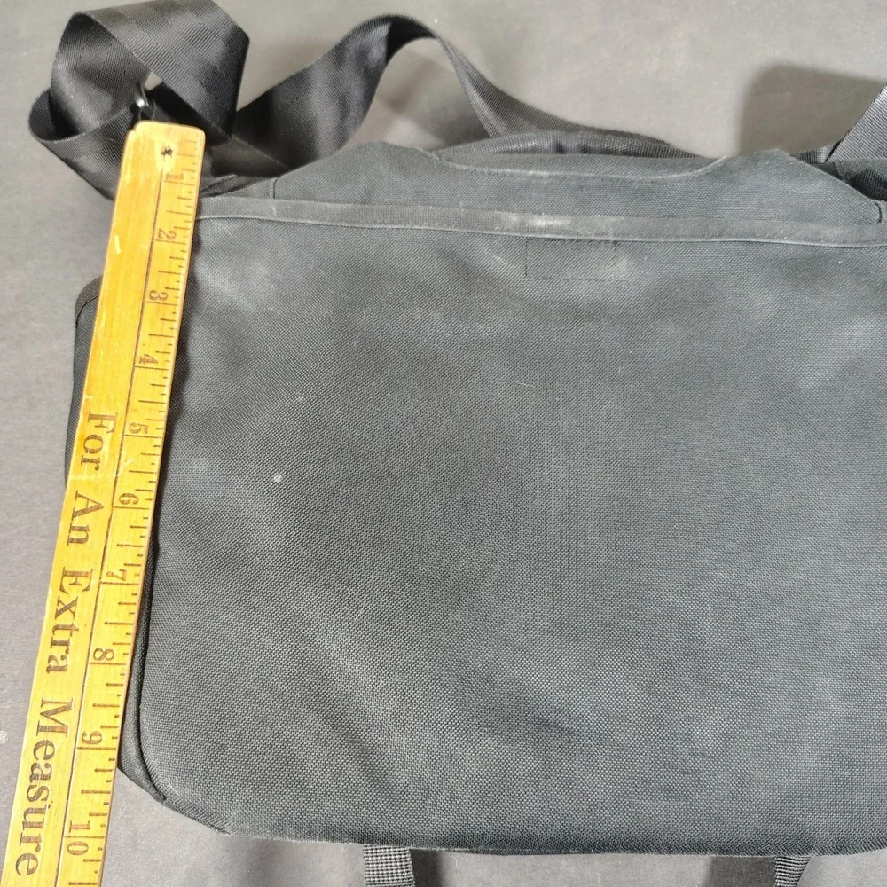 Patagonia Half Mass Messenger Bag Black Padded Laptop Gorpcore 48266SP13